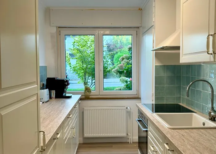 Apartmán Moderne Voll Moebliert Und Zentral *